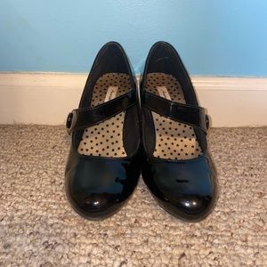 American Eagle 1960’s inspired heels